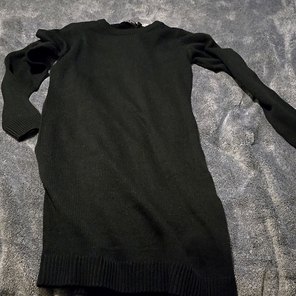 Lil' blk sweater dress